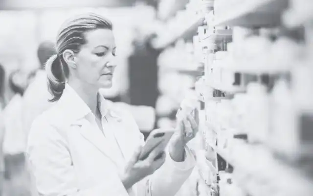 R-Evolución Farmacéutica